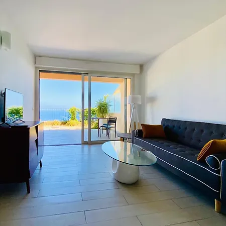 One Bedroom Flat Sea View Next To Monaco 아파트 로퀴에브륀캡마르탱